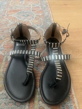 DV by Dolce Vita Black T-Strap Sandals with Silver Studs